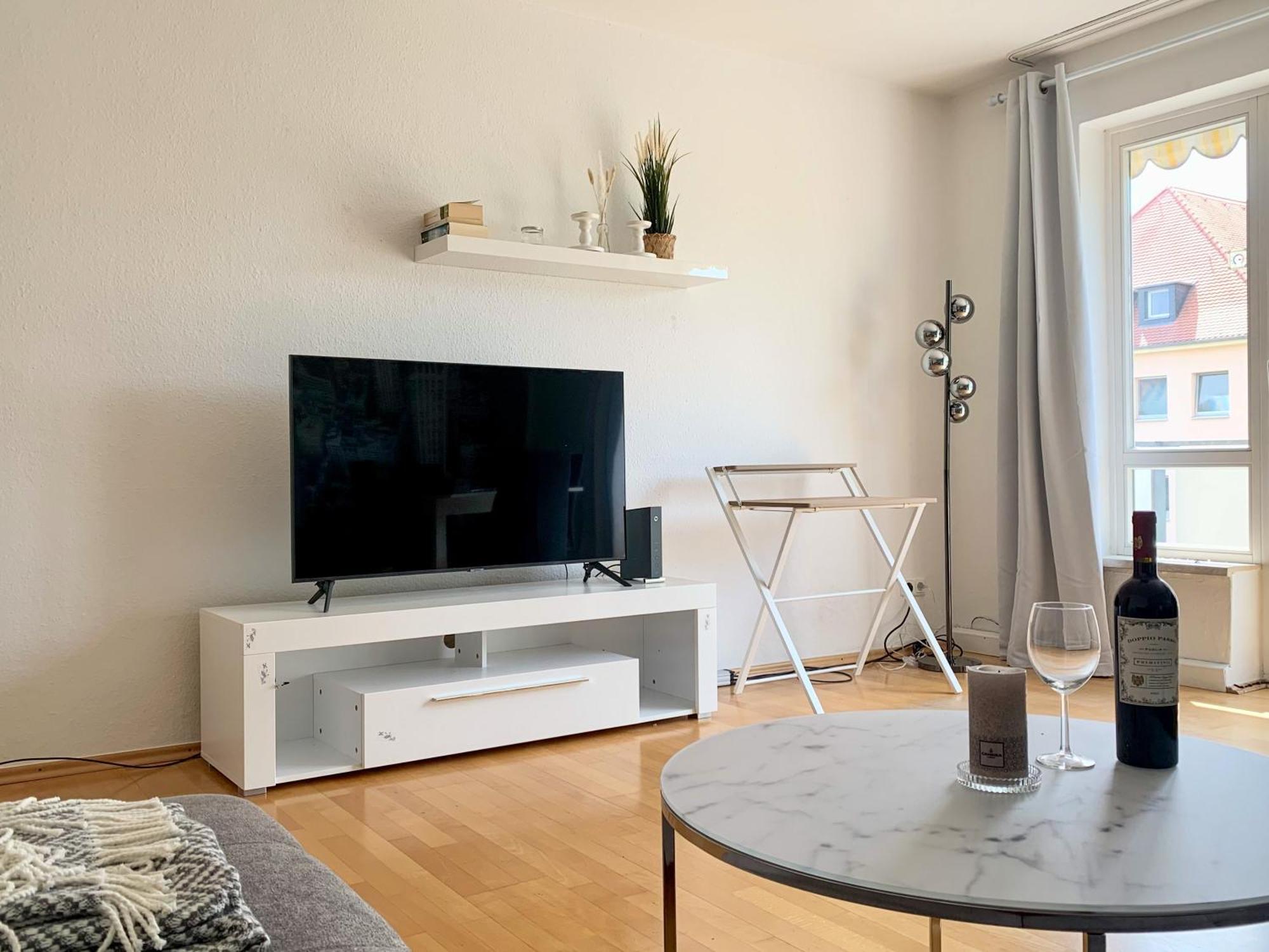 New-York Appartment, 2 Zimmer, Zentral Naehe Bahnhof Wilhelmshoehe Κάσελ Εξωτερικό φωτογραφία